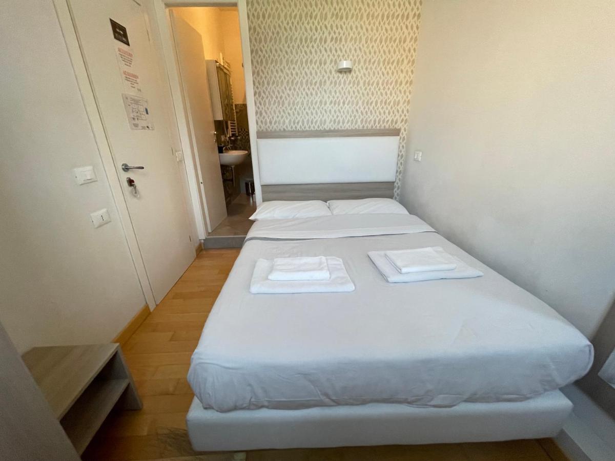 Luciano Laterani Guest House Rom Exterior foto
